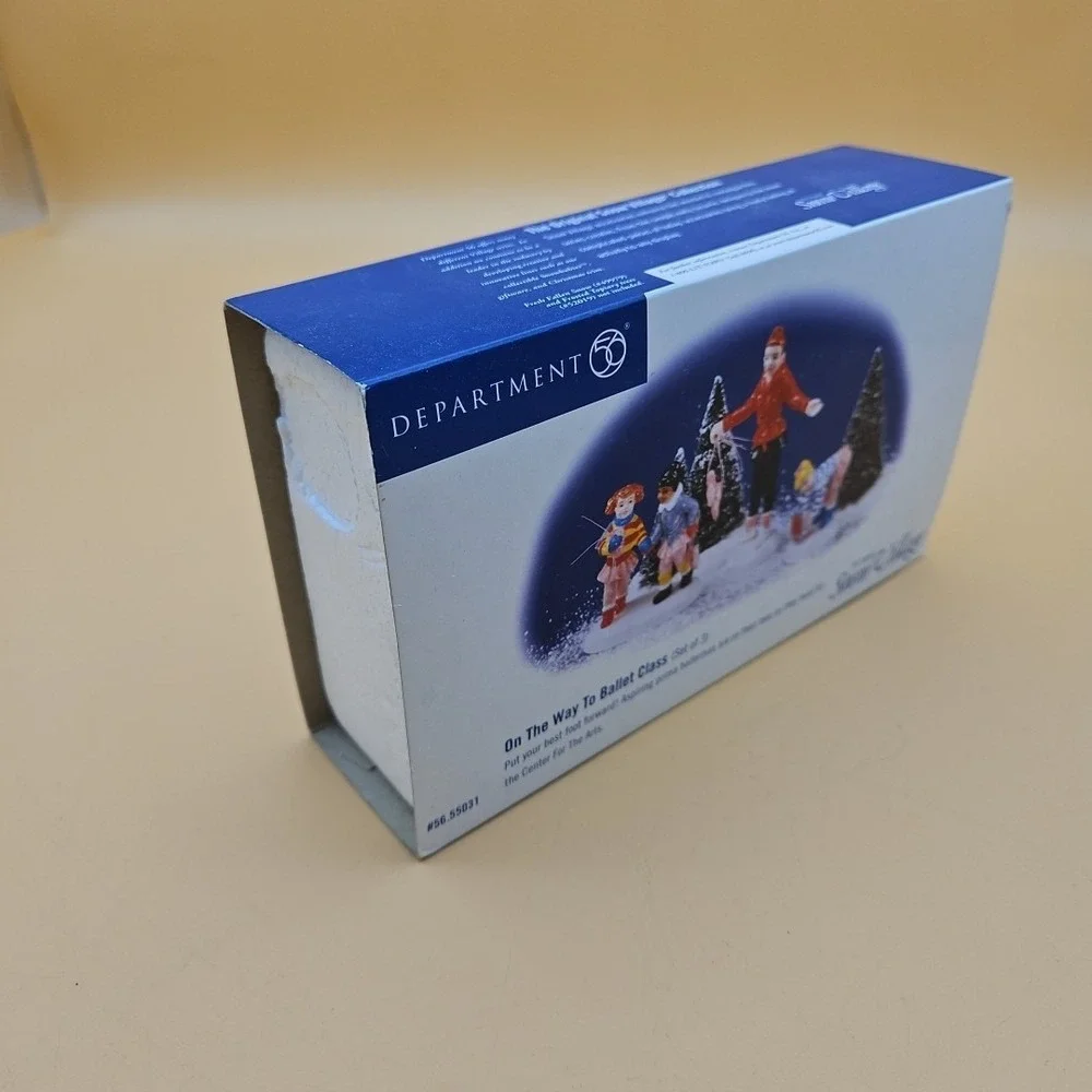 Department 56 Snow Village On The Way To Ballet Class Figurines Set #56.55031